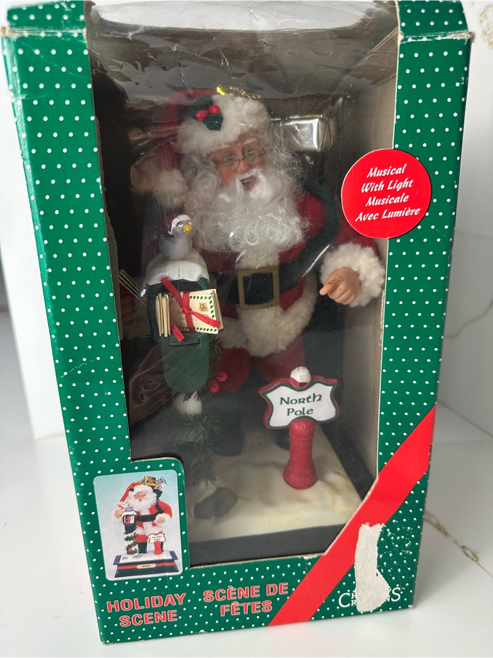 Vintage Holiday Creations Musical Lighted North Pole Santa Christmas Scene NWT